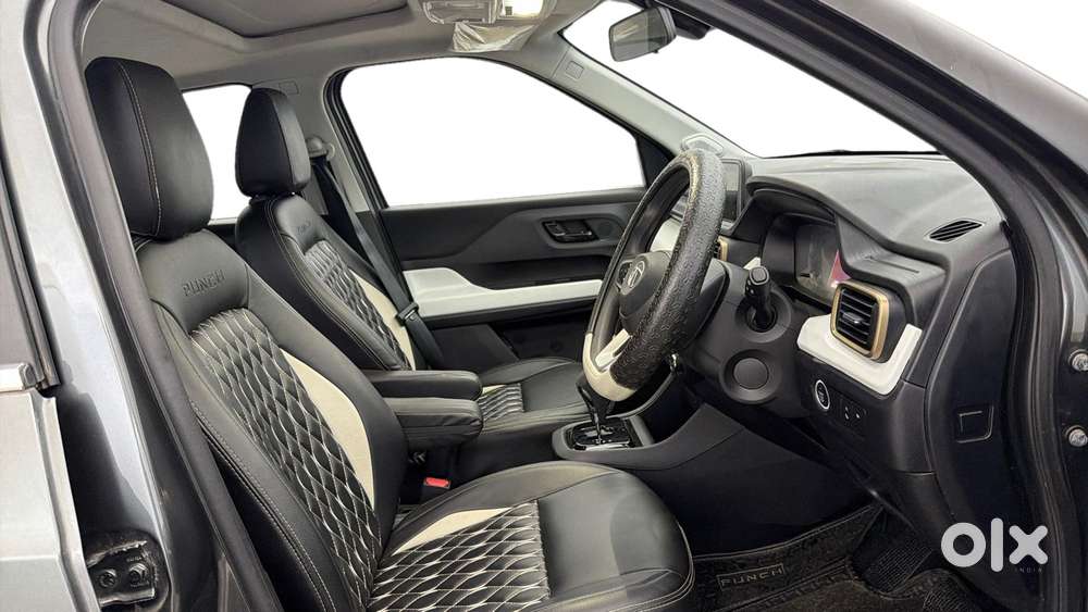 Tata Punch Accomplished Dazzle Amt Sunroof, 2023, Petrol