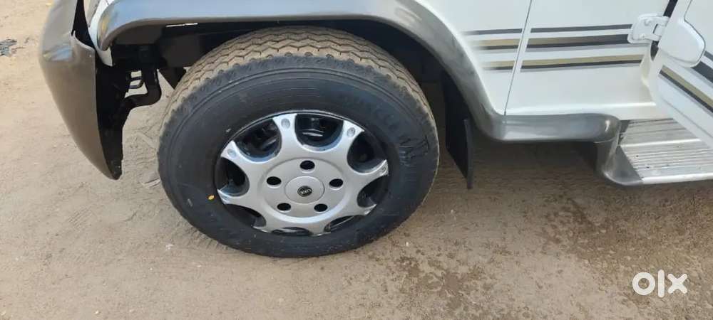Mahindra Bolero Power Plus 2016 ( 9 Siter With Ac)