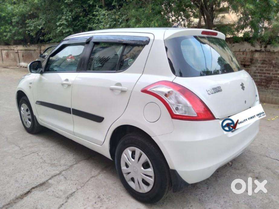 Maruti Suzuki Swift Lxi Option, 2016, Petrol