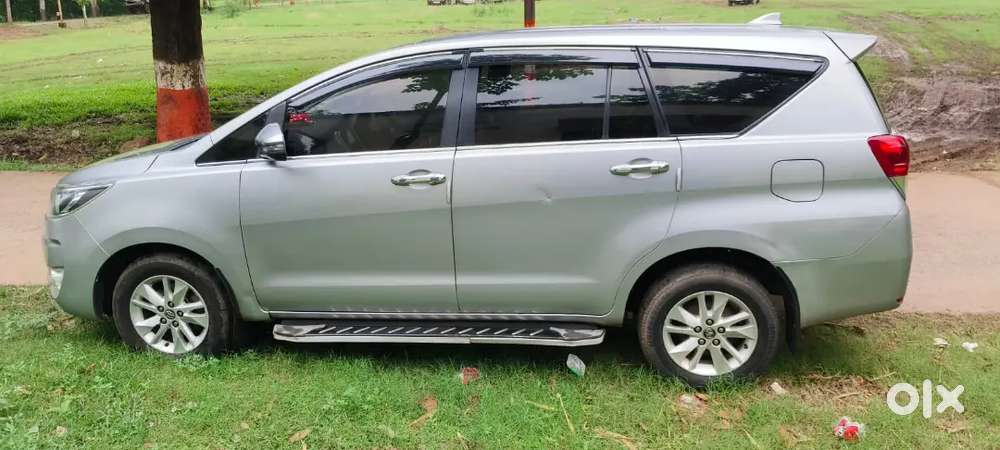 Toyota Innova Crysta 2019