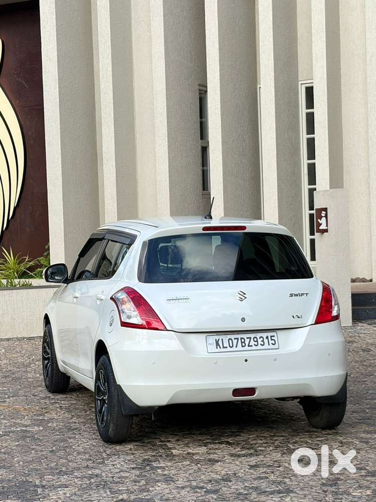 Maruti Suzuki Swift Dzire 1.3 Vxi, 2014, Petrol