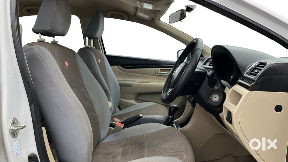 Maruti Suzuki Ciaz At Vxi Plus, 2016, Petrol