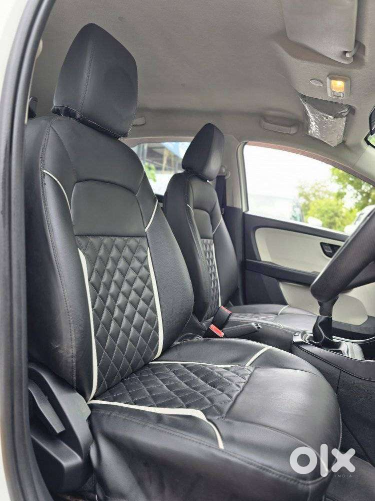 Tata Altroz 1.2 Xm Plus, 2022, Petrol