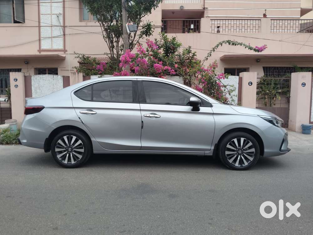 Honda City 1.5 Zx I-vtec Mt, 2023, Petrol