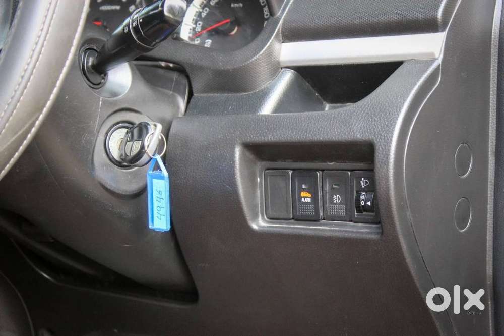 Maruti Suzuki Swift Vxi Optional, 2014