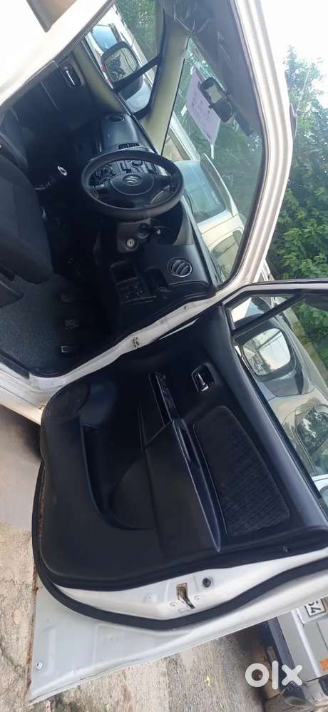 Maruti Suzuki Stingray Vxi, 2016, Petrol