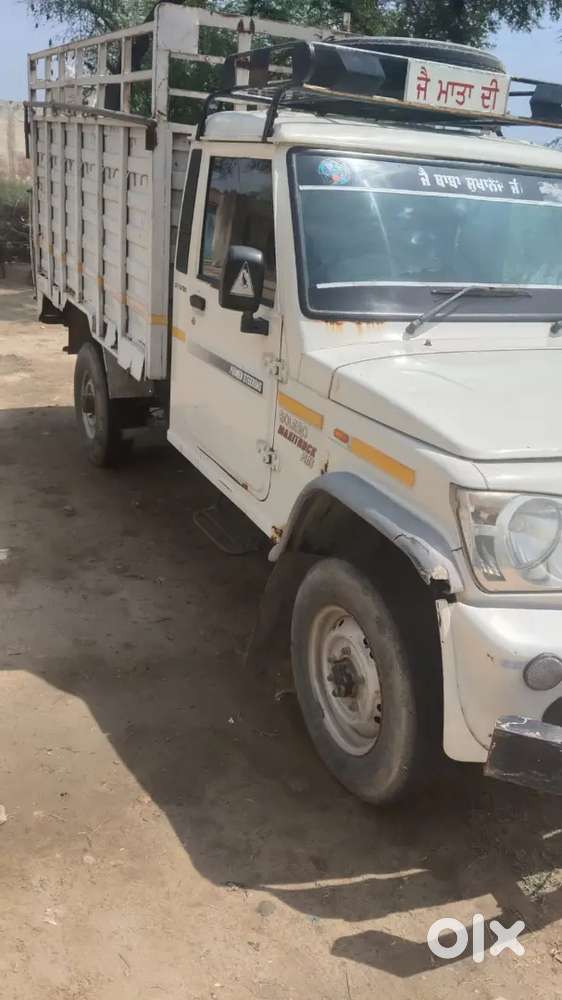 Mahindra Bolero Pik-up 2011 Diesel 100000 Km Driven