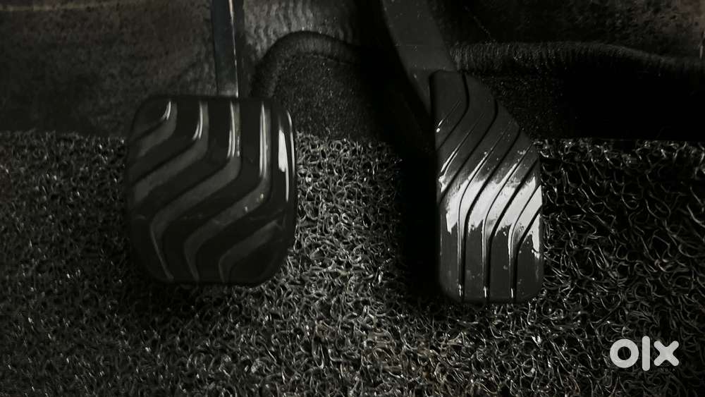 Renault Triber Rxz Easy-r Amt, 2020, Petrol