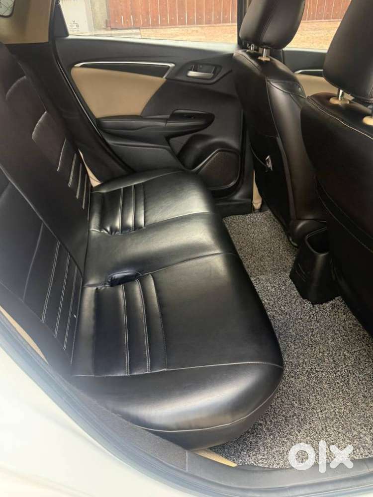 Honda Jazz V Automatic, 2016, Petrol