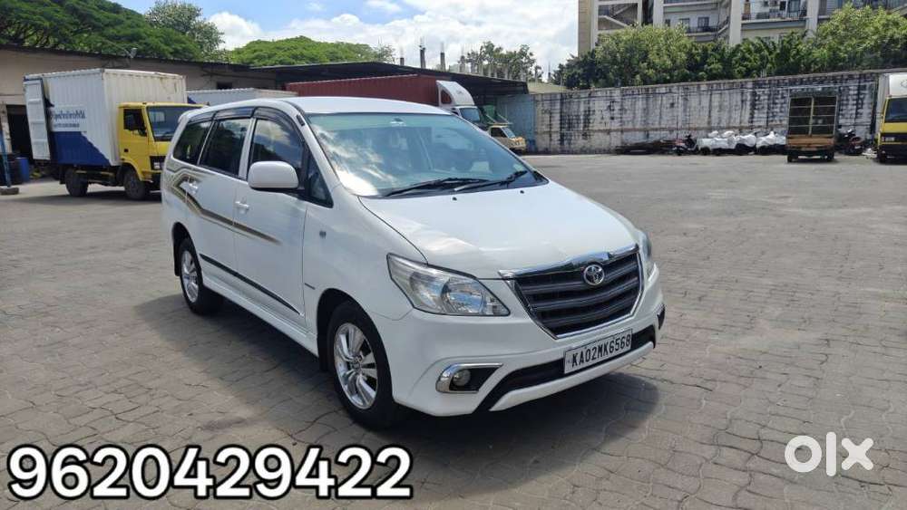 Toyota Innova 2.5 Gx 7 Str Bs-iii, 2015, Diesel