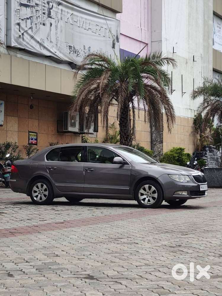 Skoda Superb 1.8 Elegance Tsi At, 2011, Petrol