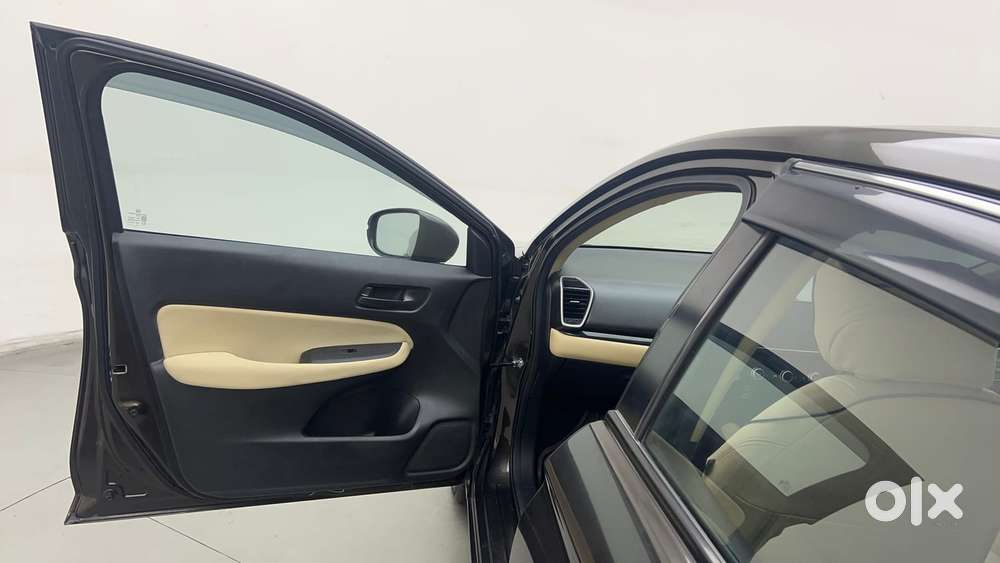 Honda City I-vtec V, 2022, Petrol