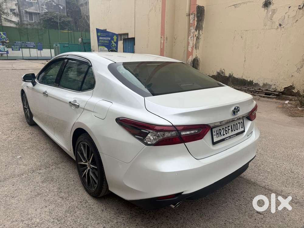 Toyota Camry Hybrid, 2023, Petrol
