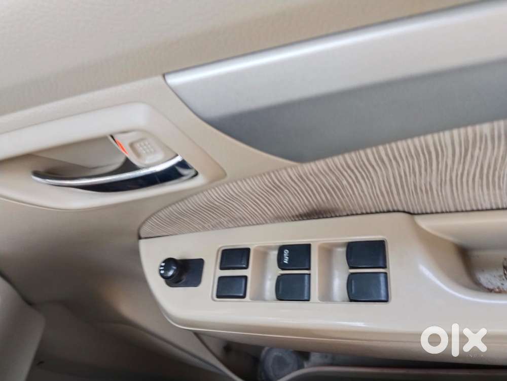 Maruti Suzuki Ertiga 2012-2015 Vxi Cng Limited Edition, 2014, Cng & ..
