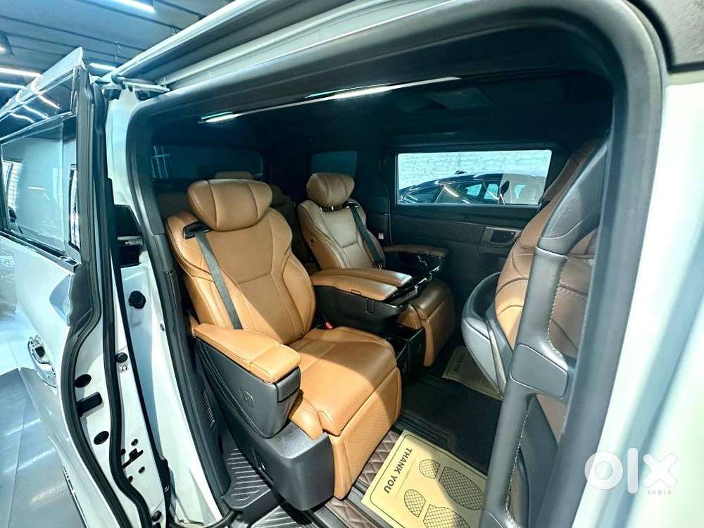Toyota Vellfire Vip – Executive Lounge, 2024, Petrol