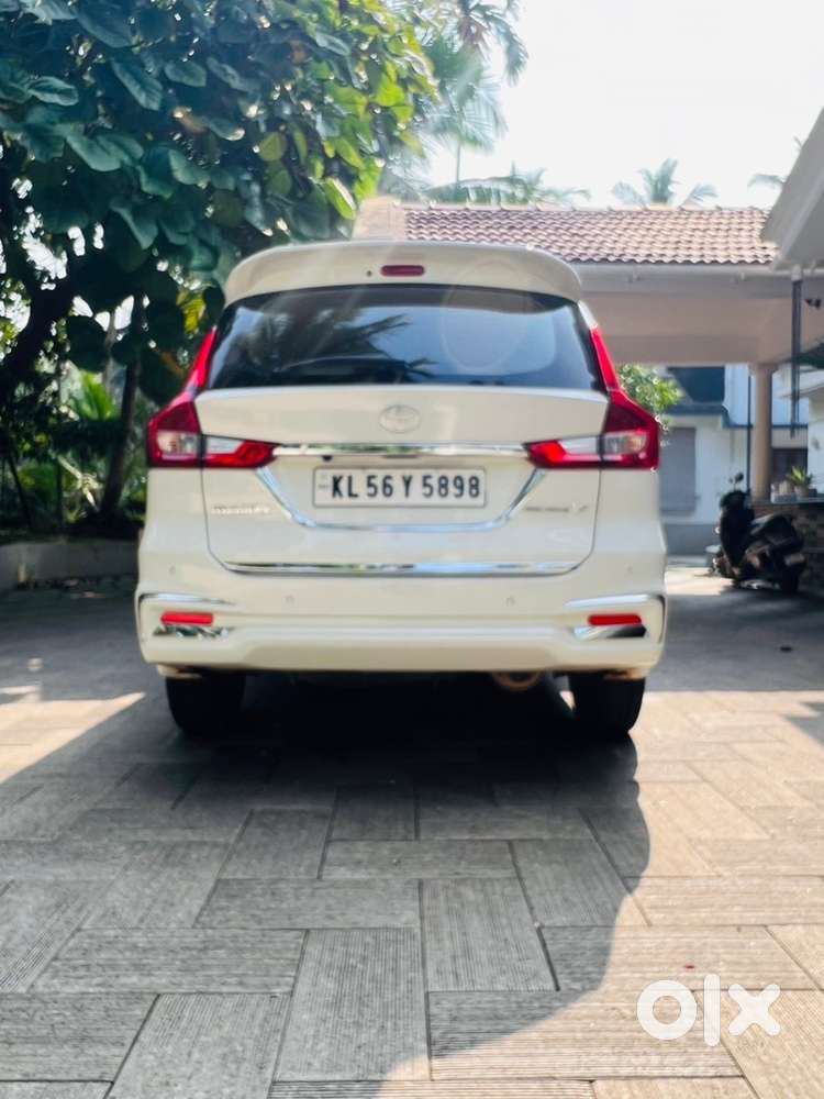 Toyota Rumion V At 2022 Petrol
