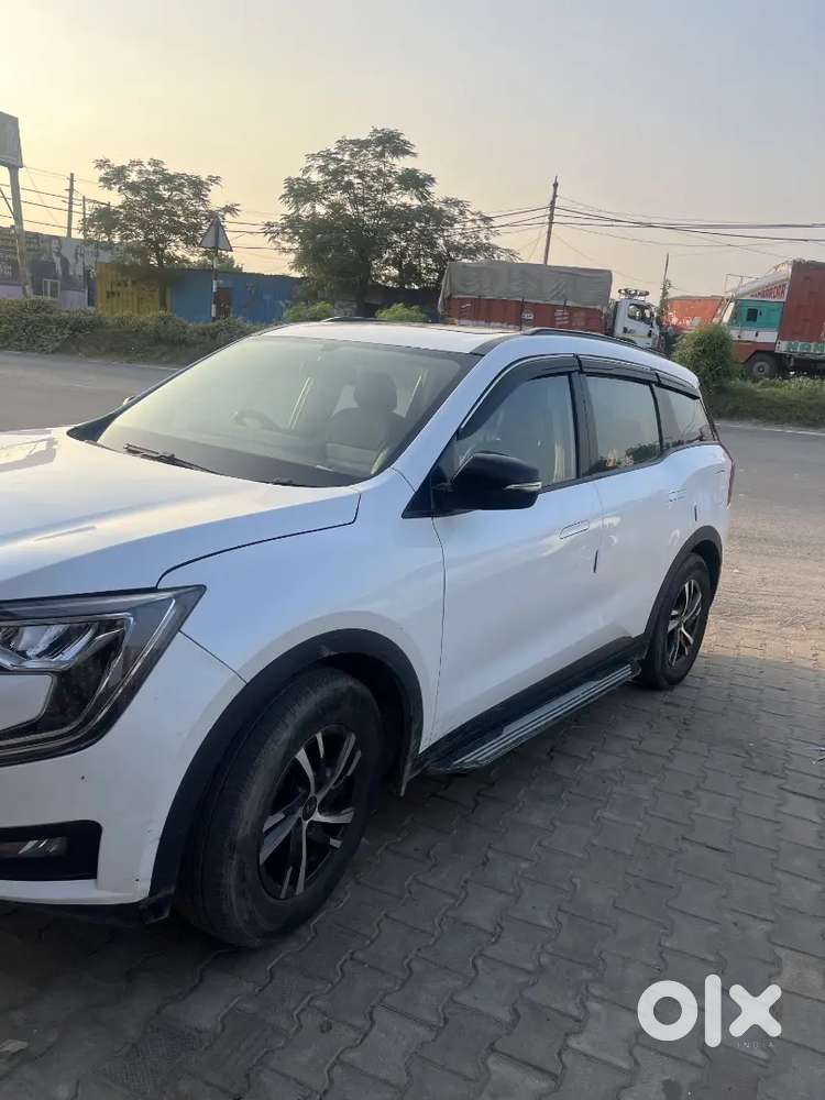 Mahindra Xuv700 2022 Diesel 85000 Km Driven