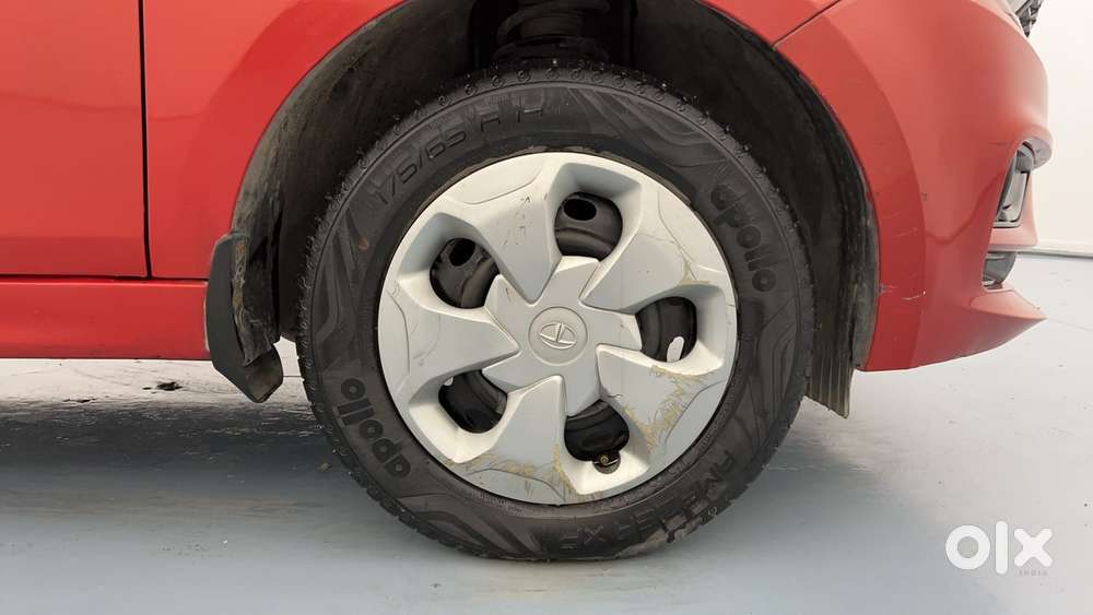 Tata Tiago 1.2 Revotron Xt Option, 2021, Petrol