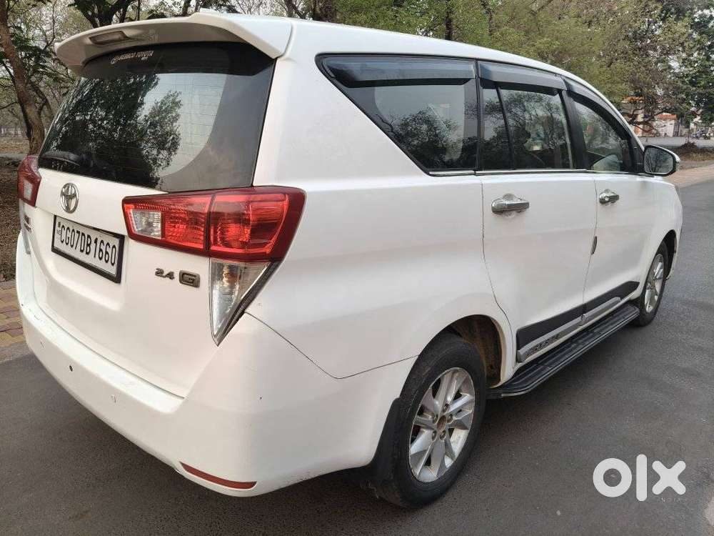 Toyota Innova Crysta 2.4 G Mt 7 Str, 2017, Diesel