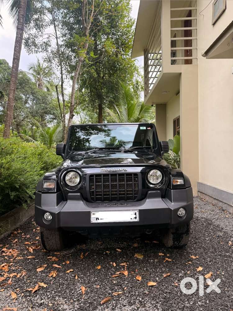 Mahindra Thar Petrol 2023