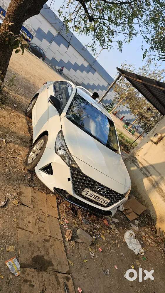 Hyundai Verna Fluidic 2012
