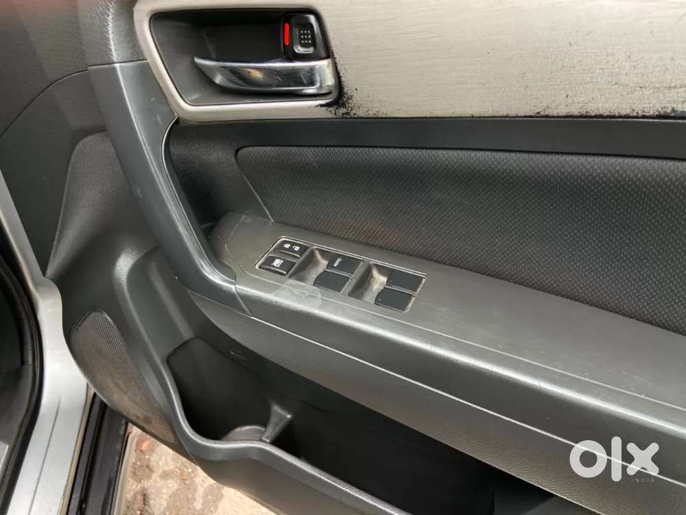 Maruti Suzuki Vitara Brezza Zdi, 2017, Diesel