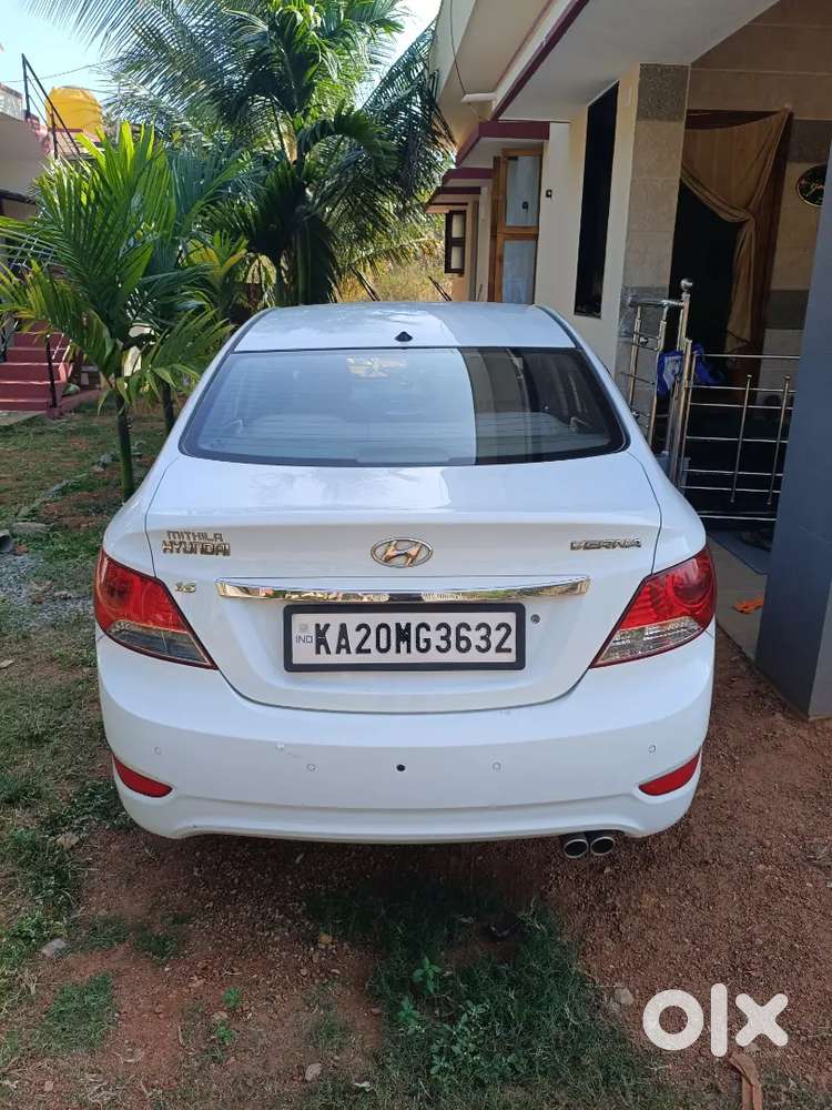 Hyundai Fluidic Verna 2011 Petrol 30000 Km Driven