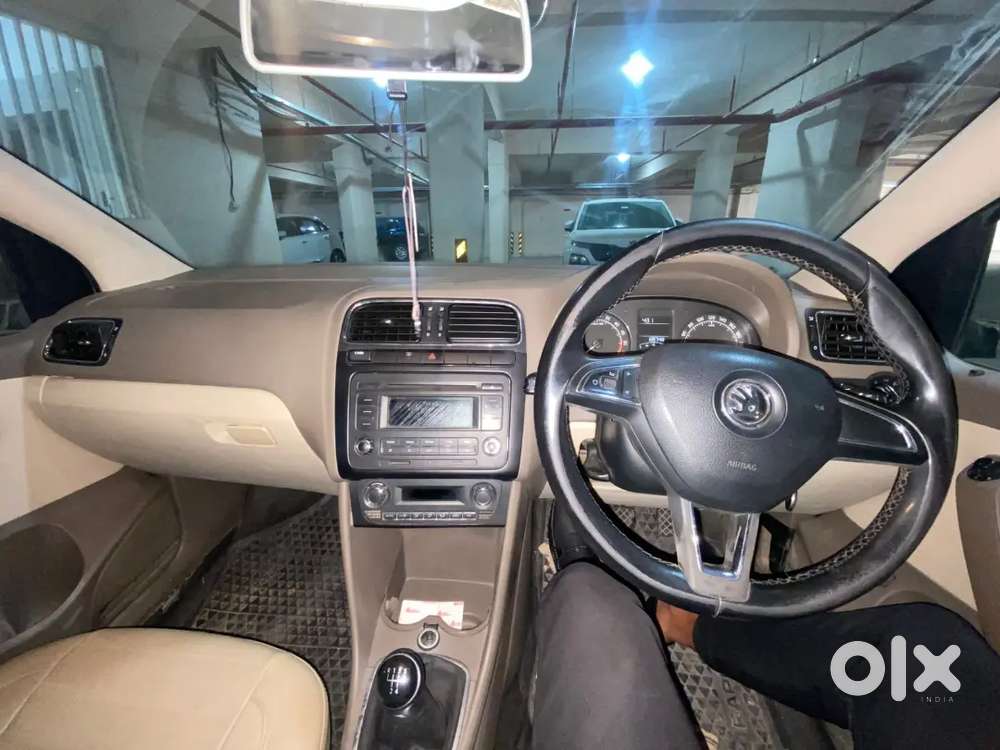 Skoda Rapid 1.5 Manual Daisel 2015 Model For Sale