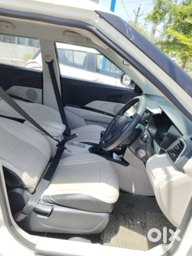 Mahindra Xuv300 W6, 2018, Petrol
