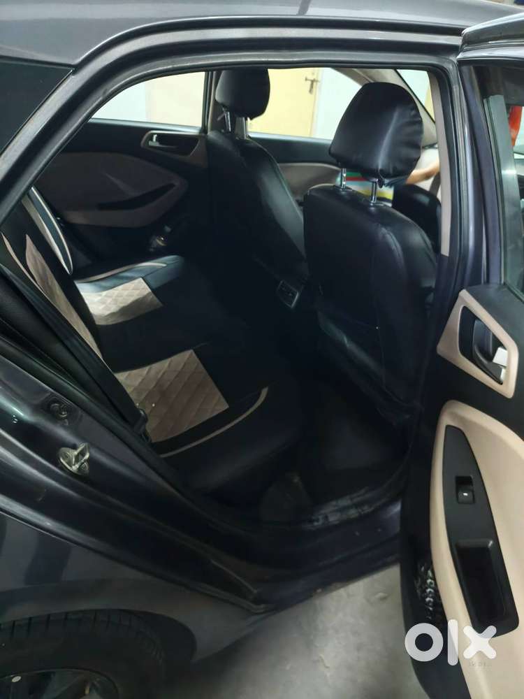 Well Maintained 1st Owner I20