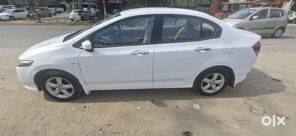 Honda City V Inspire, 2011, Petrol