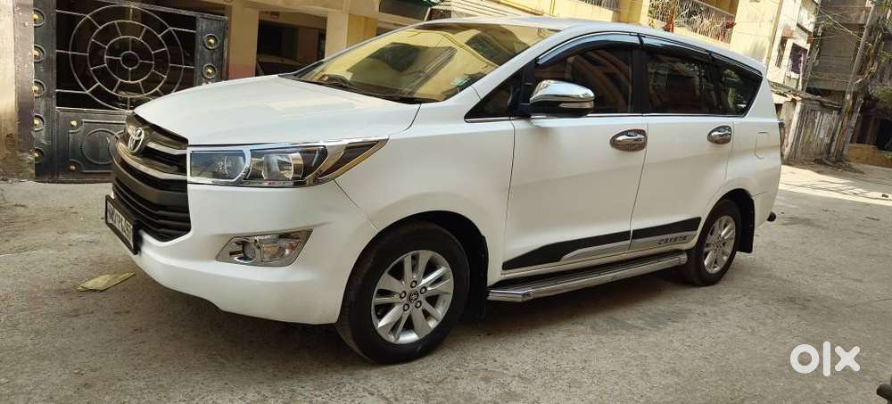 Toyota Innova Crysta 2.4 G Mt 7 Str, 2016, Diesel