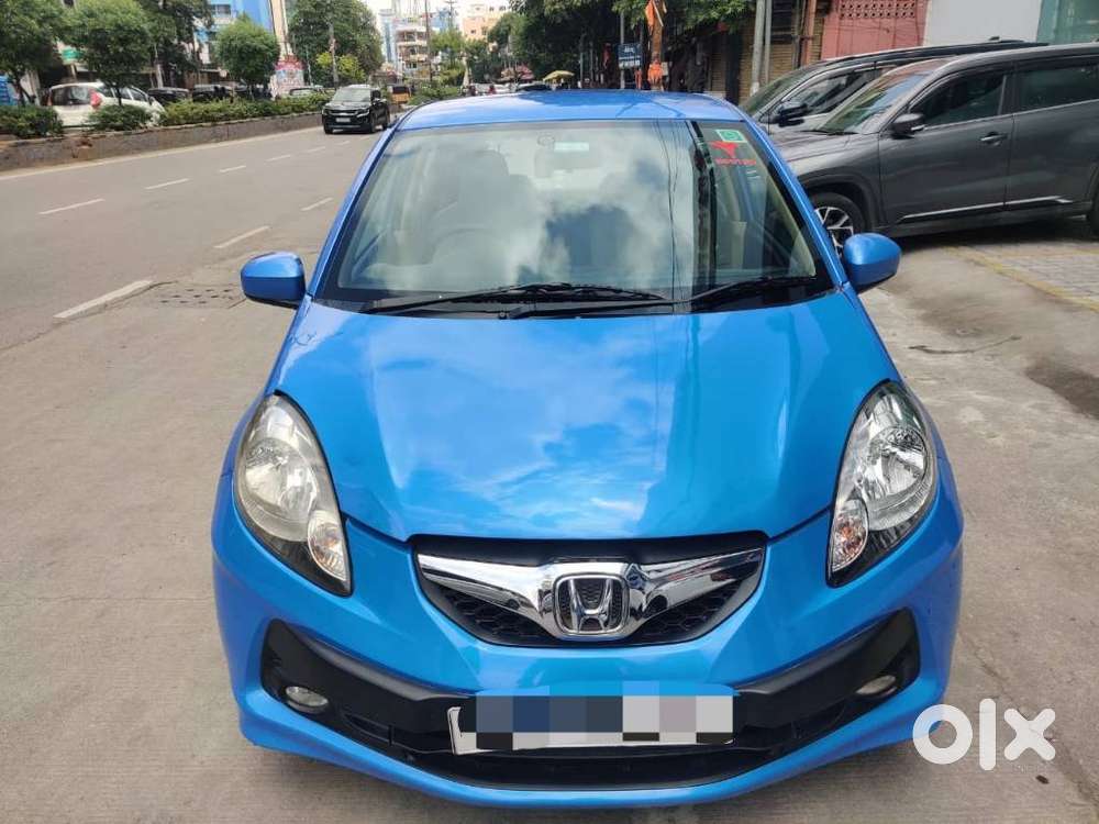 Honda Brio V Mt, 2012, Petrol