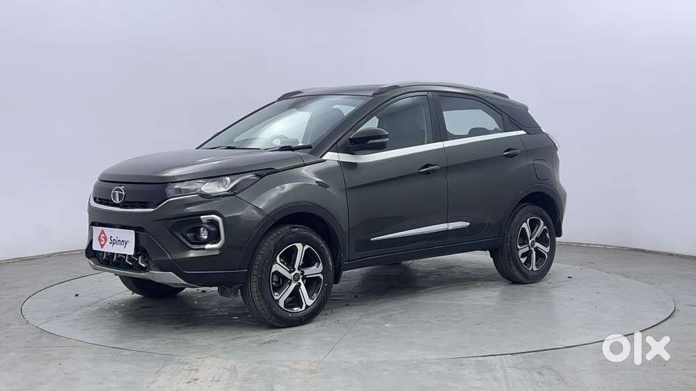 Tata Nexon Xz Plus (hs), 2022, Petrol