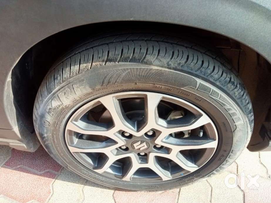 Maruti Suzuki Xl6 1.5 Zeta At, 2024, Petrol