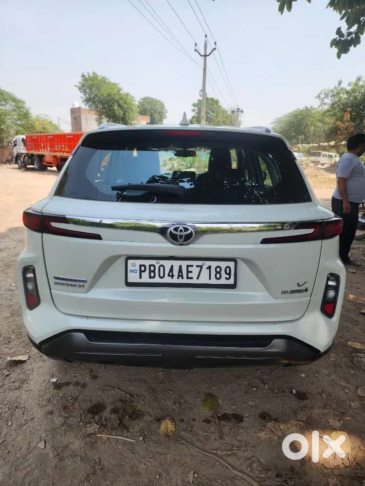 Toyota Urban Cruiser Hyryder 2022 Petrol+ev 109000 Km Driven