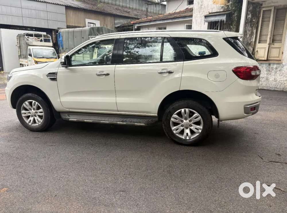 Ford Endeavour 2.2 Titanium 2019