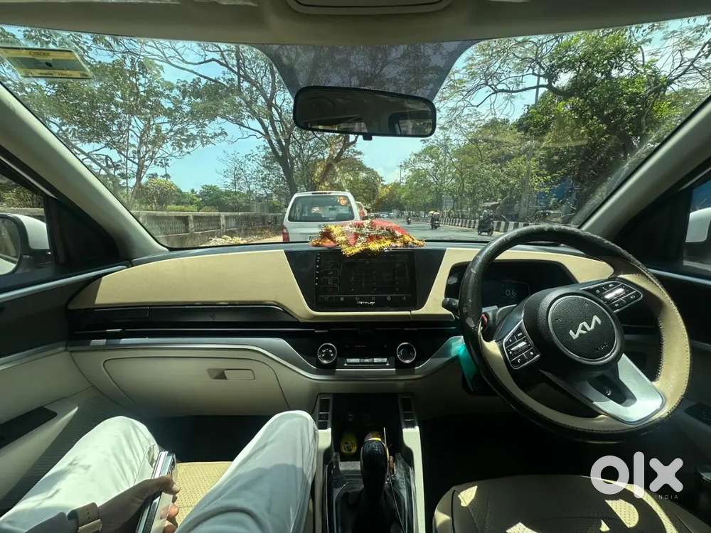 Kia Carens Prestige 7 Str 2022 Petrol+cng