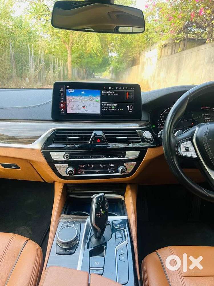 Bmw 5 Series 2.0 520d Luxury Line, 2022, Diesel