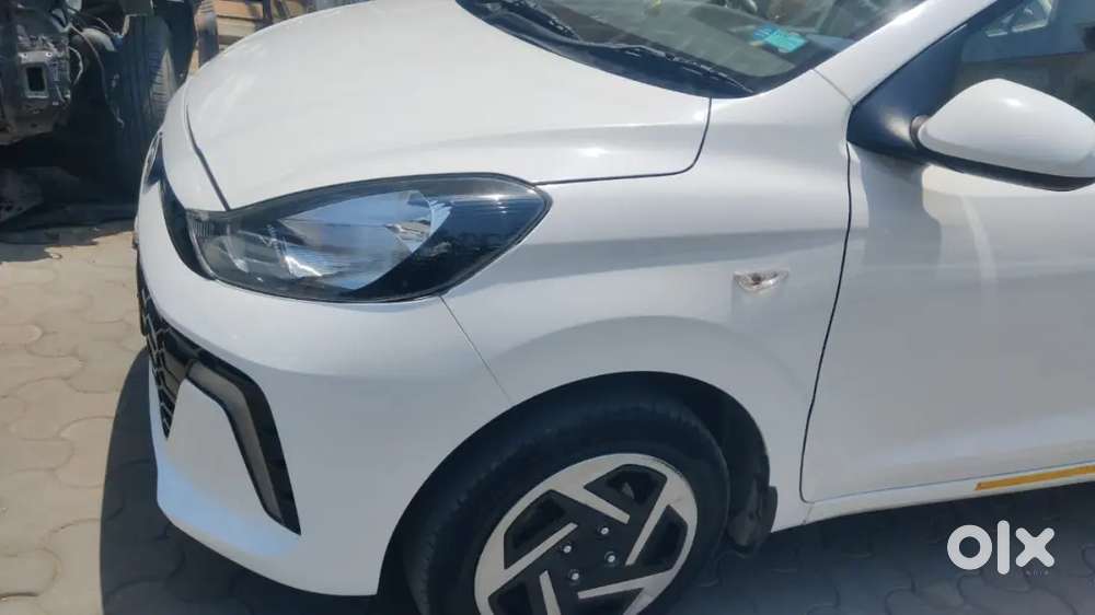 Hyundai Aura 2024 Cng & Hybrids 40000 Km Driven