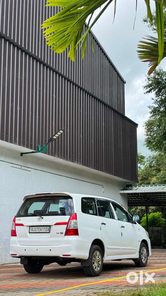 Toyota Innova Diesel 2015