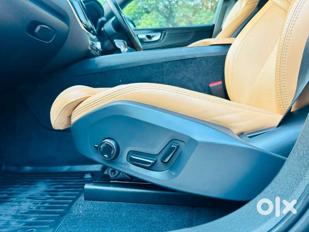 Volvo Xc60 Inscription D5, 2021, Diesel