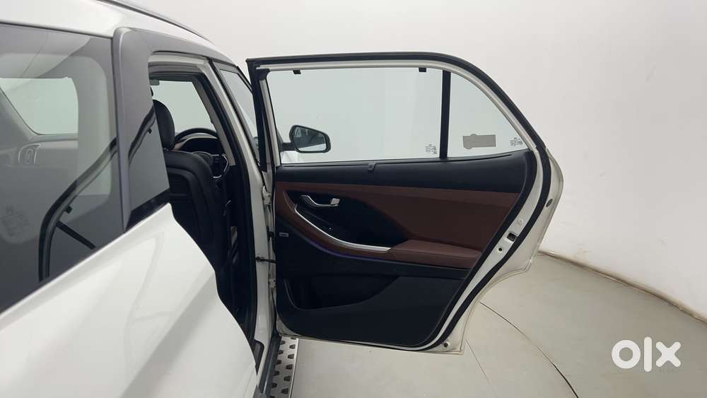 Hyundai Alcazar 2.0 Platinum (o) Petrol At 7 Str, 2021, Petrol