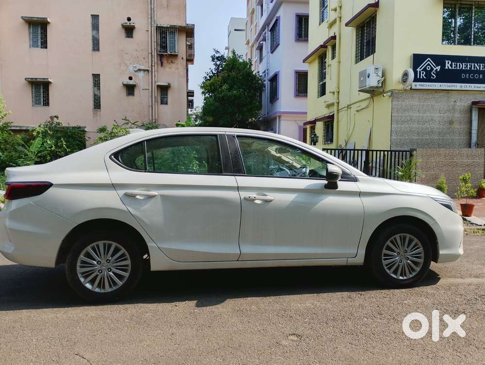 Honda City 1.5 V 5th Gen I-vtec Mt, 2022, Petrol