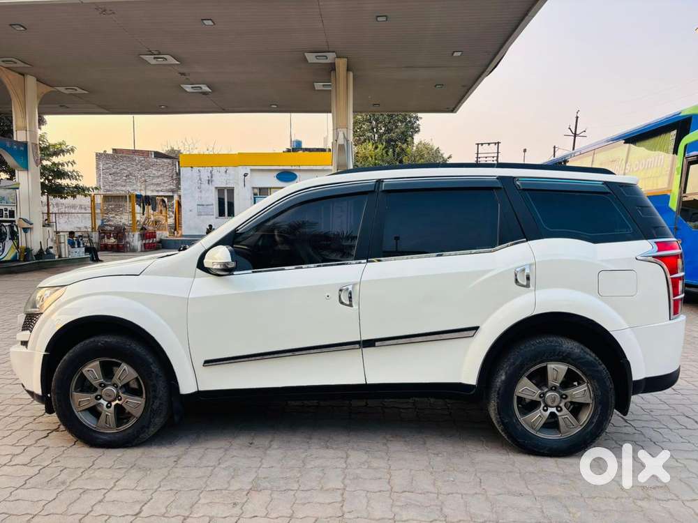 Mahindra Xuv500 2.2 W8 Sportz, 2015, Diesel