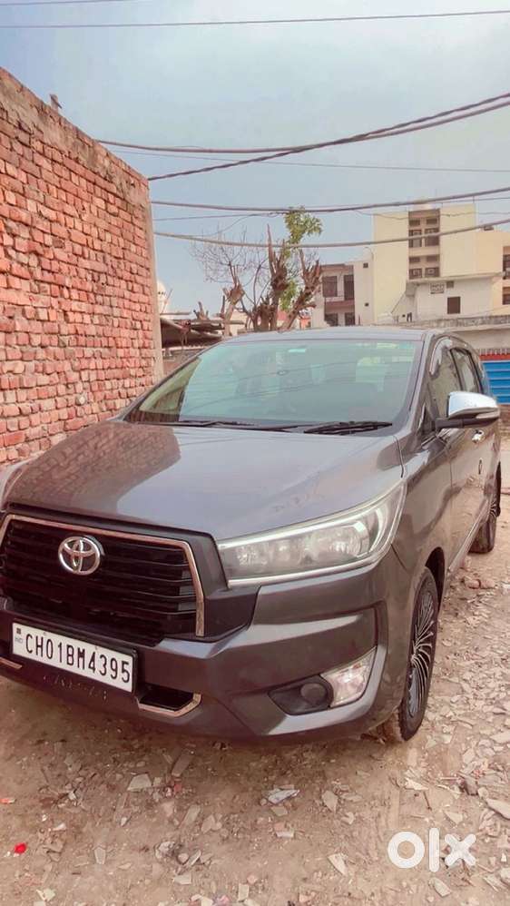 Toyota Innova Crysta 2017 Diesel 190000 Km Driven