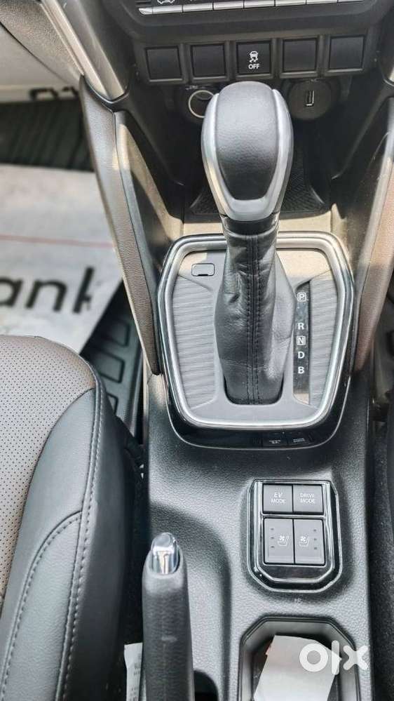 Toyota Urban Cruiser Hyryder 1.5 V Hybrid, 2025