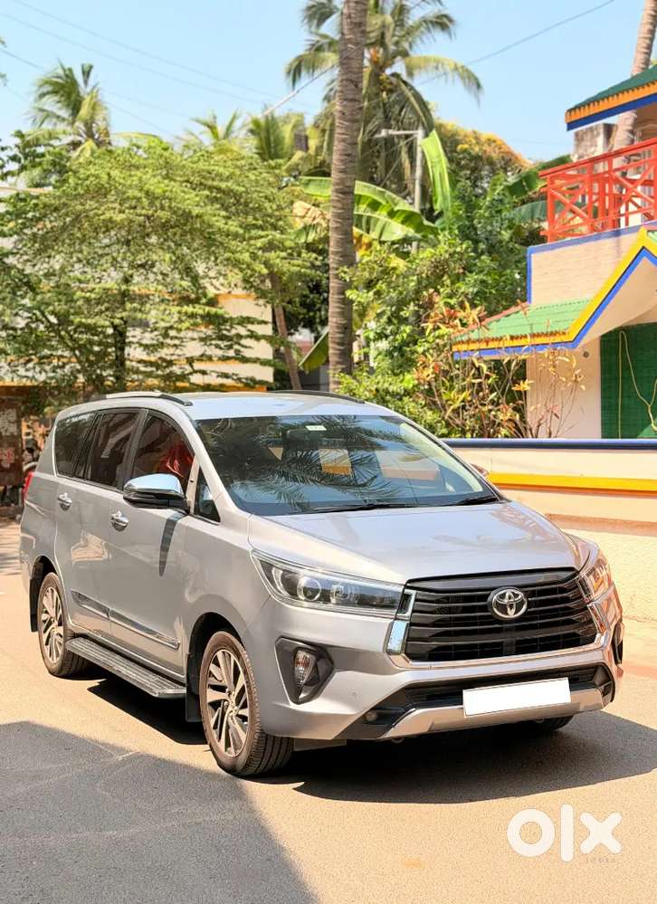 Toyota Innova Crysta 2022 Variant
