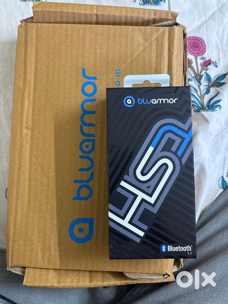 Bluarmor HS1 helmet bluetooth headset TVs, Video Audio