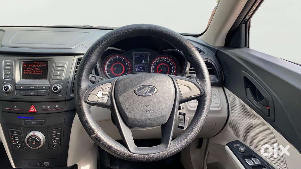 Mahindra Xuv300 1.2 W6 Amt Petrol, 2021, Petrol
